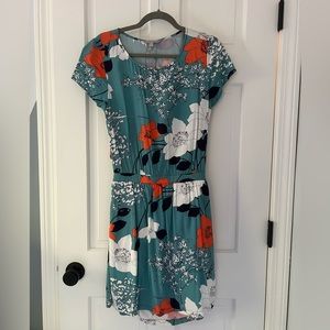 Banana republic dress open back size 4